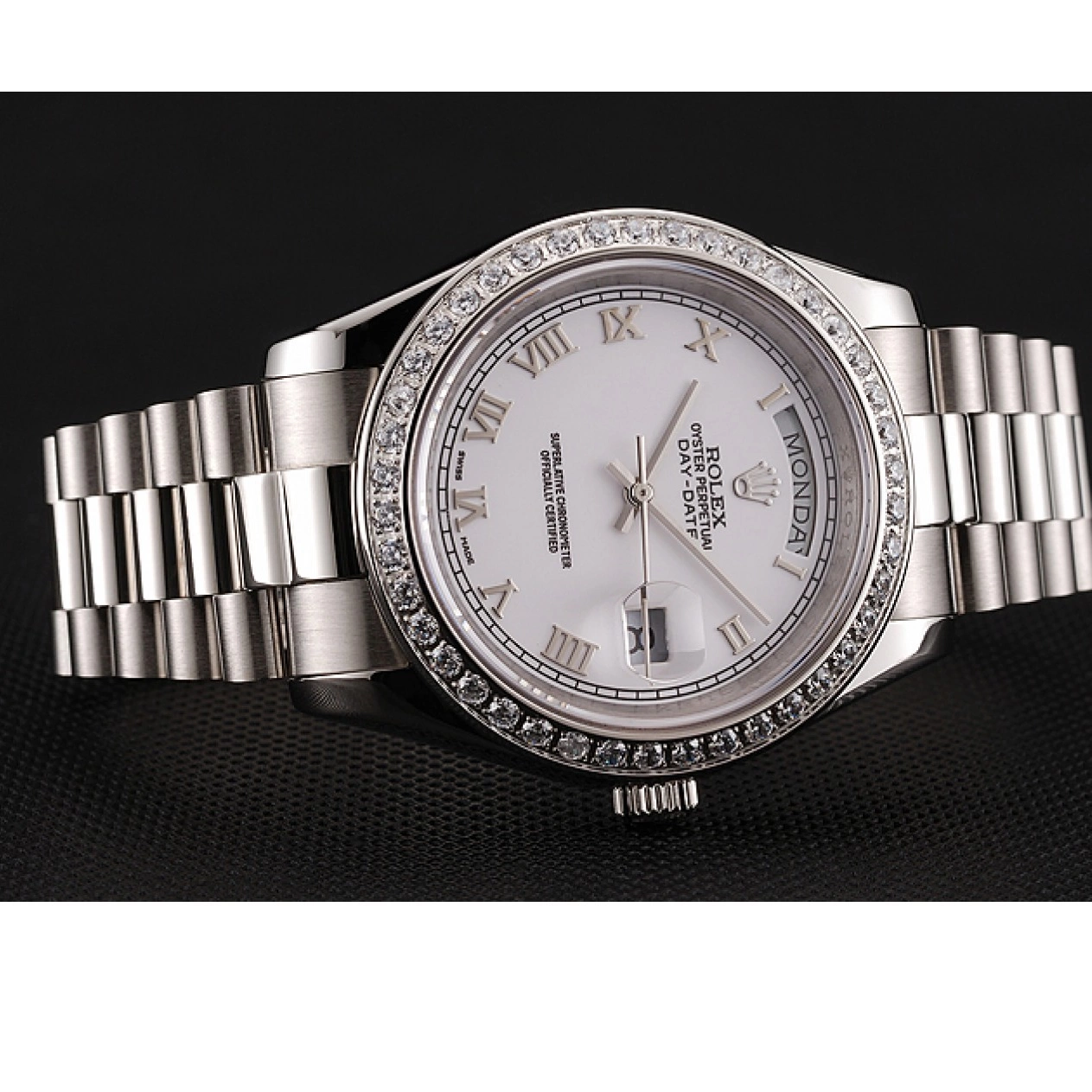 Aaa replica watch Diamond Swiss 1453967 Case Bracelet Rolex Dial White Stainless Day-Date Steel 0528